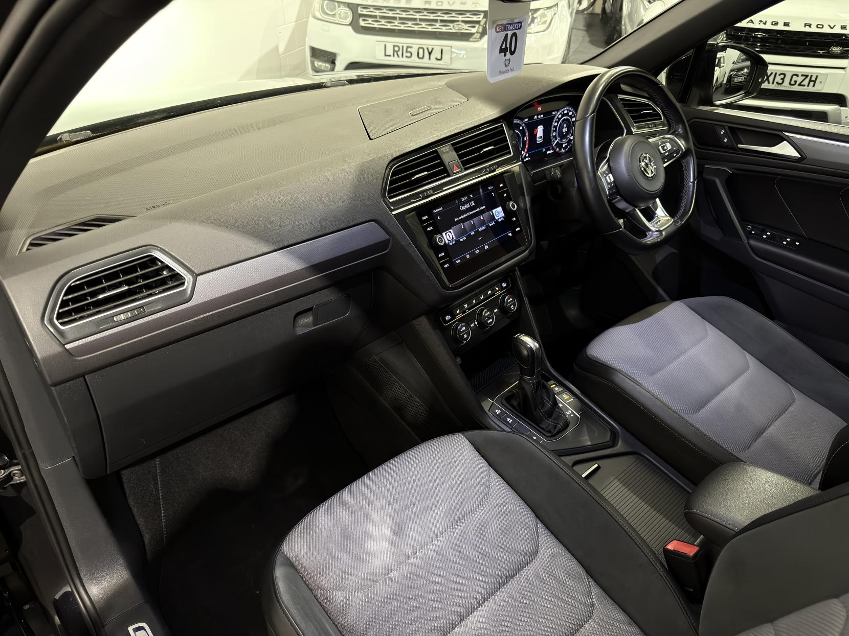 Volkswagen Tiguan 2.0 TDI R-Line SUV 5dr Diesel DSG Euro 6 (s/s) (150 ps)