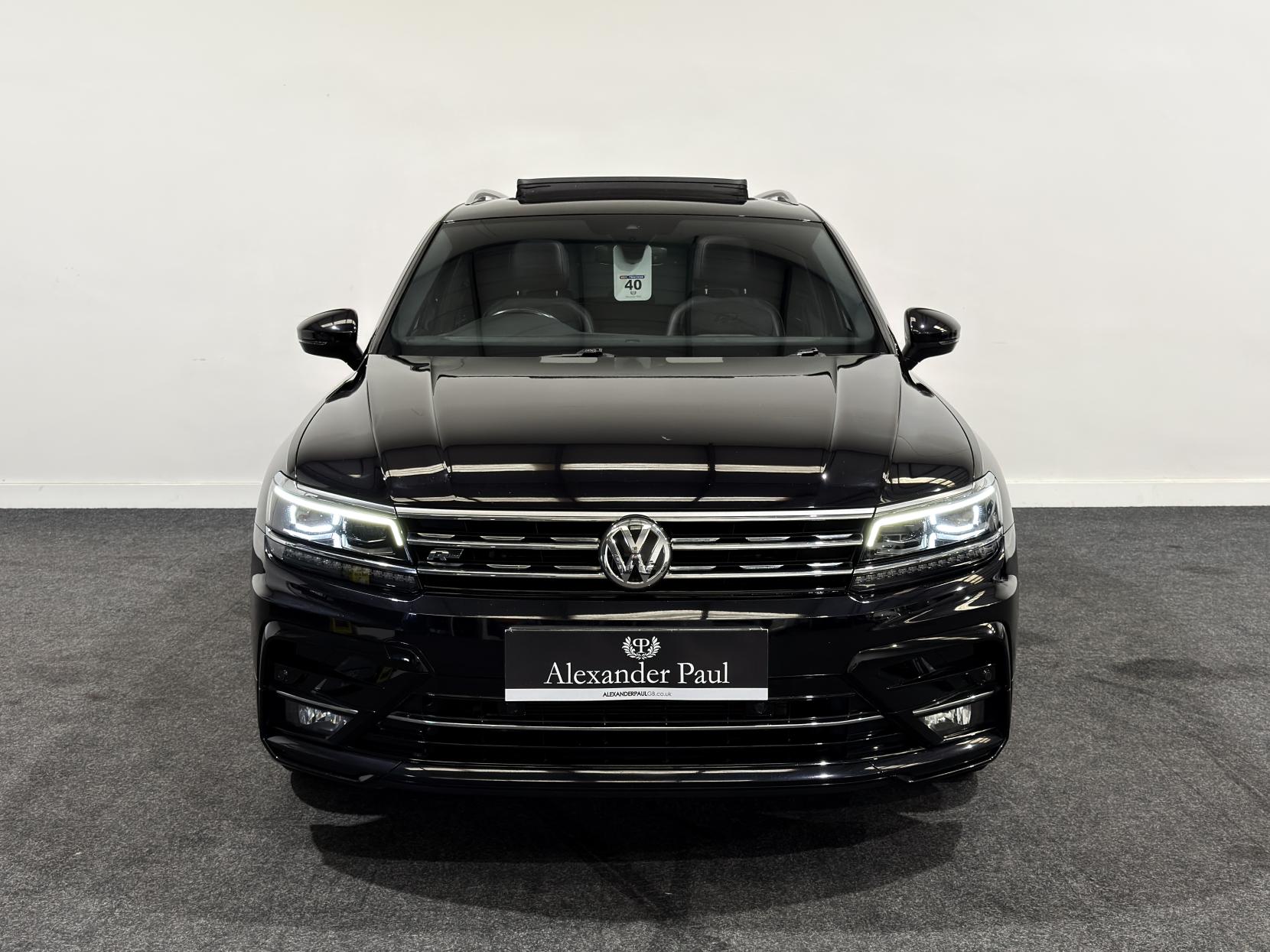 Volkswagen Tiguan 2.0 TDI R-Line SUV 5dr Diesel DSG Euro 6 (s/s) (150 ps)