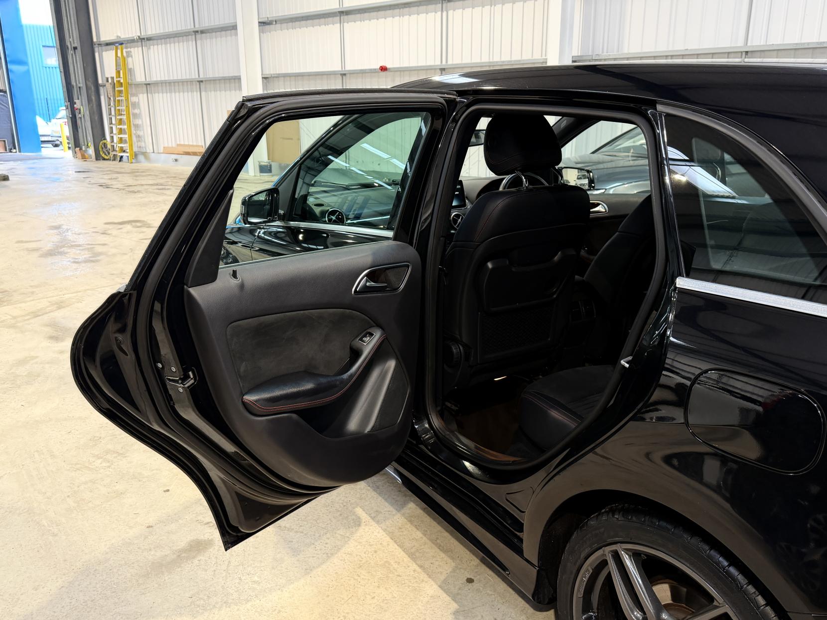 Mercedes-Benz B Class 1.5 B180d AMG Line MPV 5dr Diesel Manual Euro 6 (s/s) (109 ps)