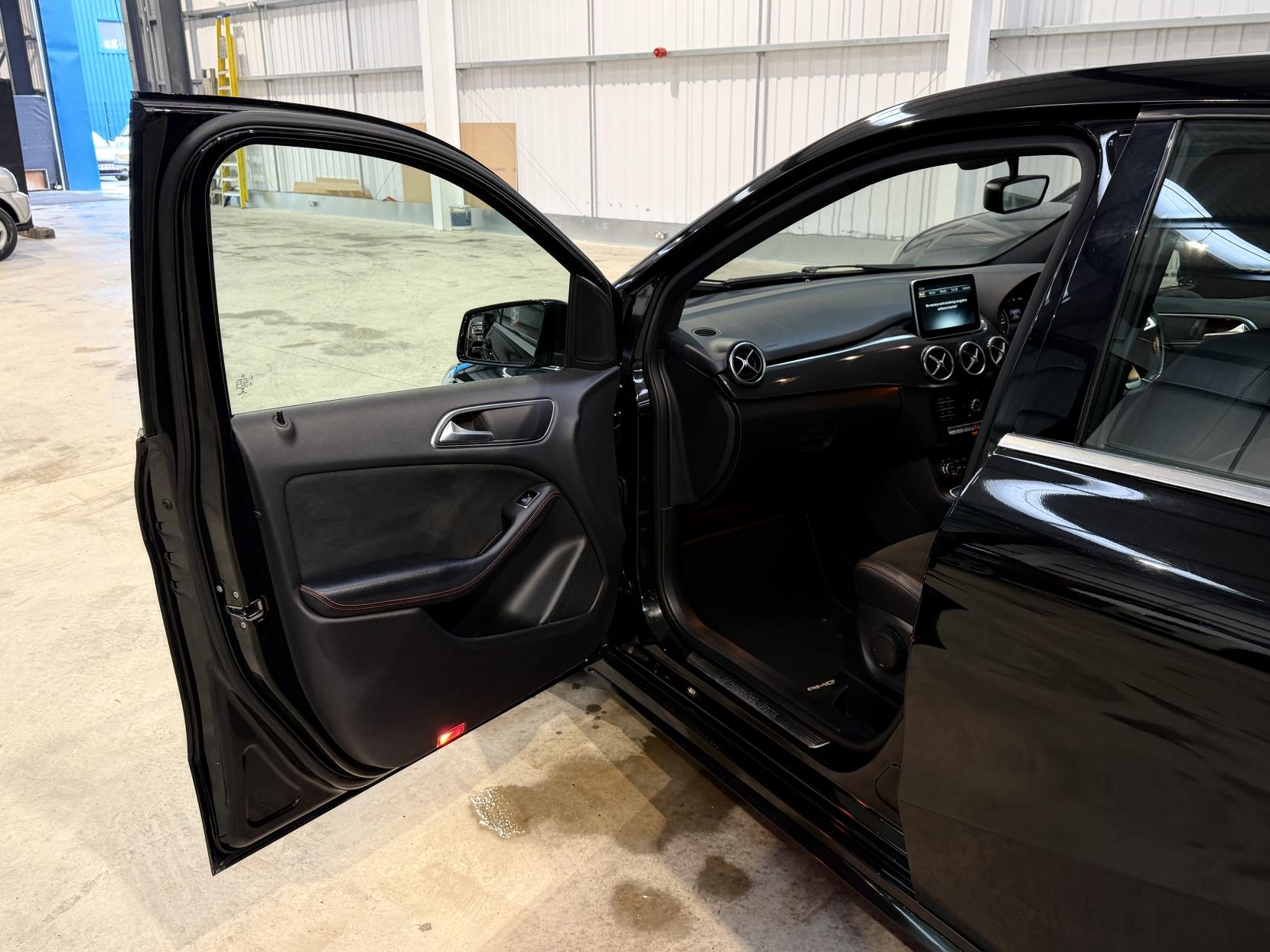 Mercedes-Benz B Class 1.5 B180d AMG Line MPV 5dr Diesel Manual Euro 6 (s/s) (109 ps)