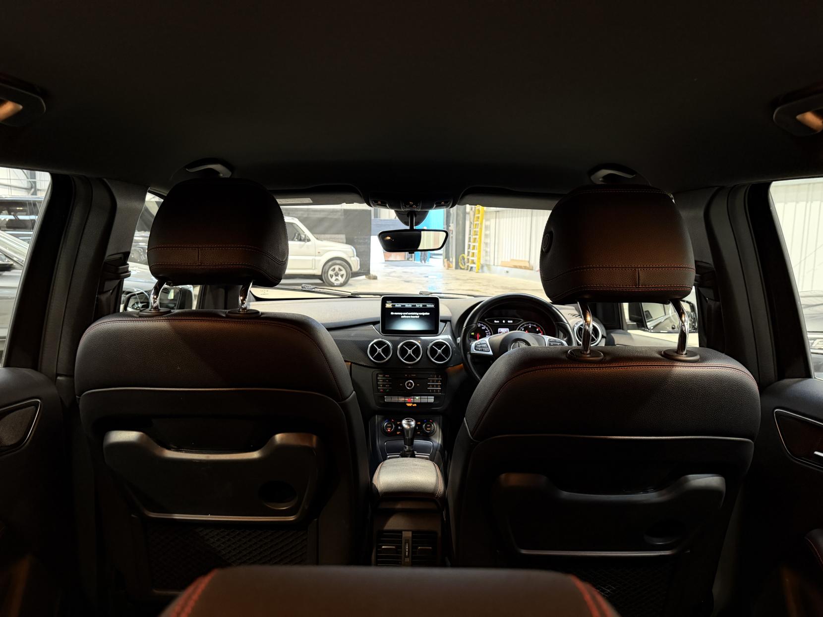 Mercedes-Benz B Class 1.5 B180d AMG Line MPV 5dr Diesel Manual Euro 6 (s/s) (109 ps)