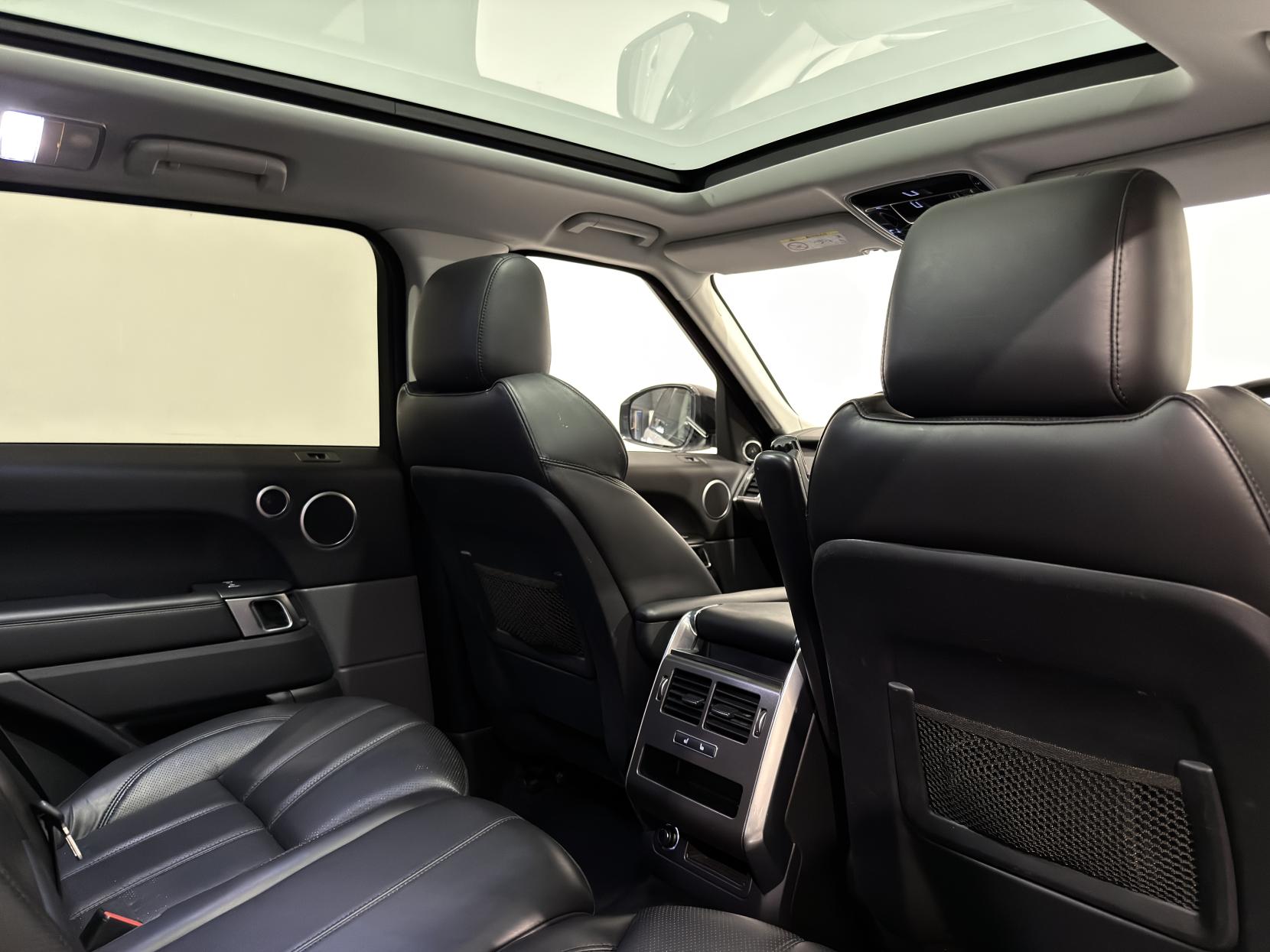Land Rover Range Rover Sport 3.0 SD V6 HSE Dynamic SUV 5dr Diesel Auto 4WD Euro 6 (s/s) (306 ps)