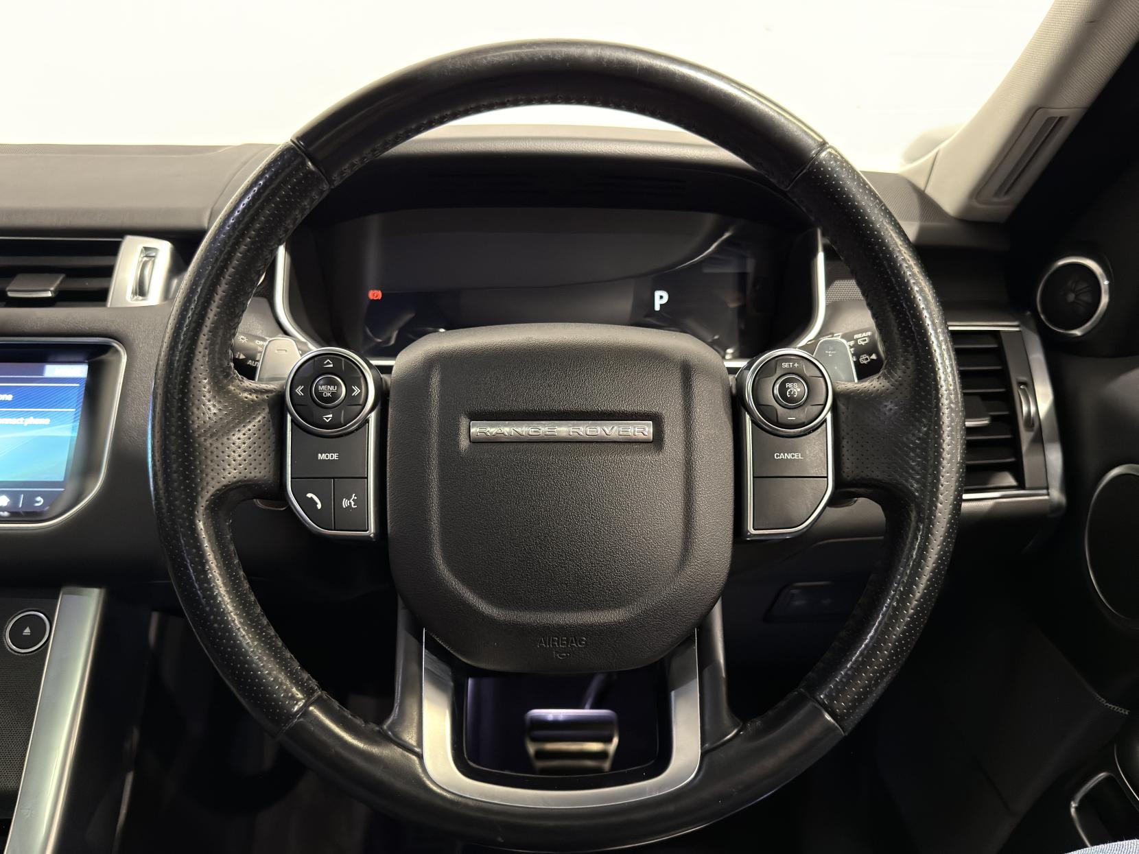 Land Rover Range Rover Sport 3.0 SD V6 HSE Dynamic SUV 5dr Diesel Auto 4WD Euro 6 (s/s) (306 ps)