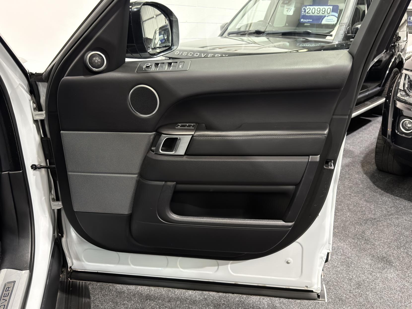 Land Rover Range Rover Sport 3.0 SD V6 HSE Dynamic SUV 5dr Diesel Auto 4WD Euro 6 (s/s) (306 ps)