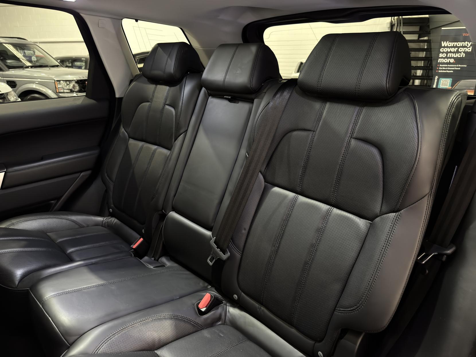Land Rover Range Rover Sport 3.0 SD V6 HSE Dynamic SUV 5dr Diesel Auto 4WD Euro 6 (s/s) (306 ps)