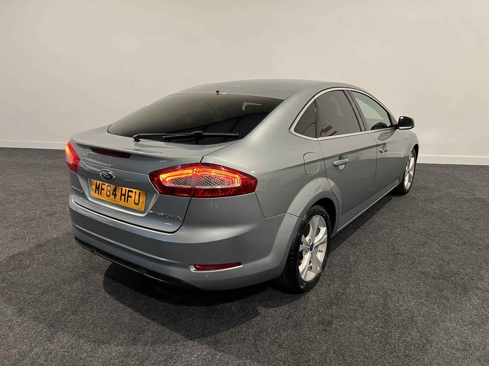 Ford Mondeo 2.0 TDCi Titanium X Business Edition Hatchback 5dr Diesel Manual Euro 5 (163 ps)