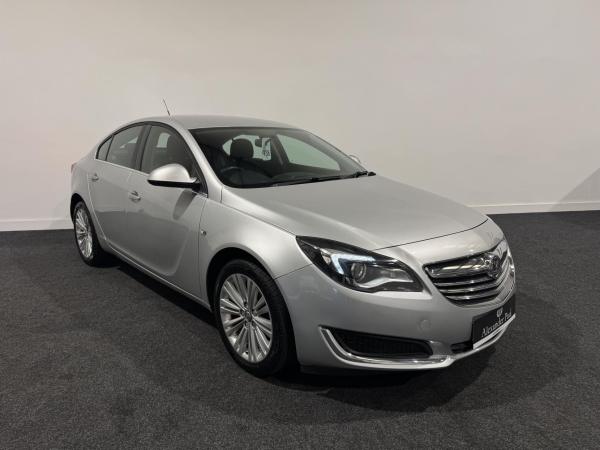 Vauxhall Insignia 2.0 CDTi Energy Hatchback 5dr Diesel Manual Euro 5 (130 ps)