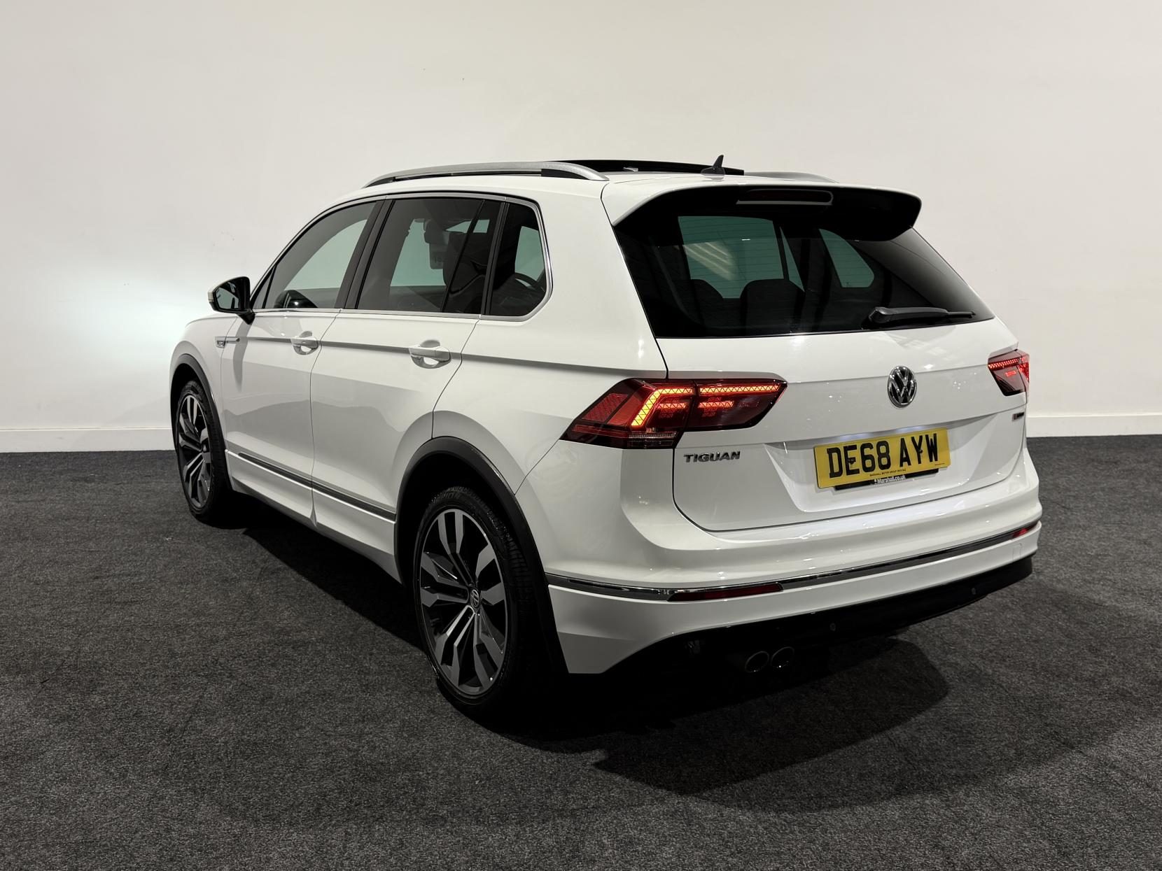 Volkswagen Tiguan 2.0 TDI R-Line SUV 5dr Diesel DSG 4Motion Euro 6 (s/s) (150 ps)