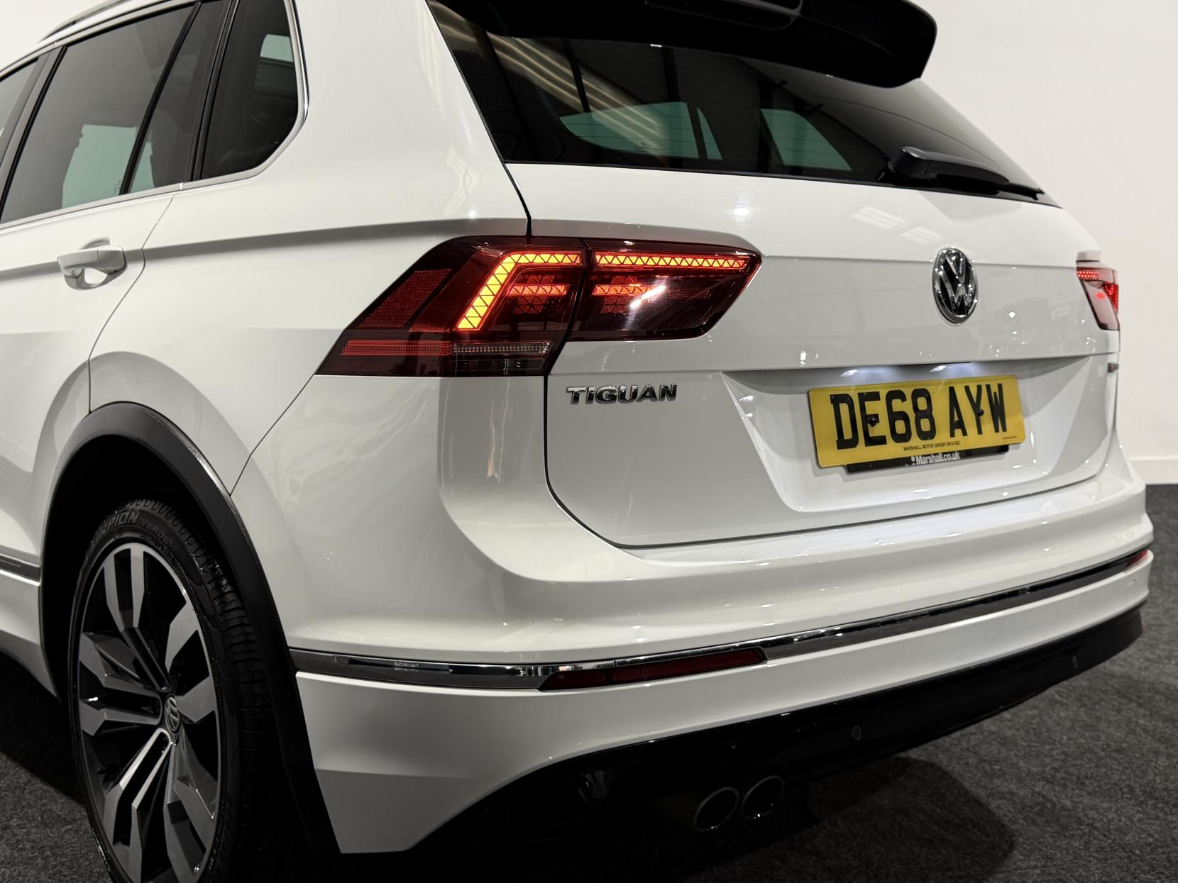 Volkswagen Tiguan 2.0 TDI R-Line SUV 5dr Diesel DSG 4Motion Euro 6 (s/s) (150 ps)