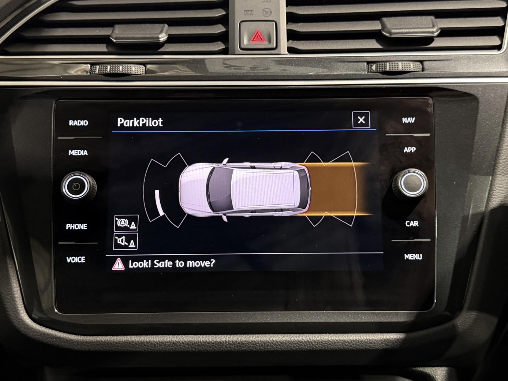 Volkswagen Tiguan 2.0 TDI R-Line SUV 5dr Diesel DSG 4Motion Euro 6 (s/s) (150 ps)