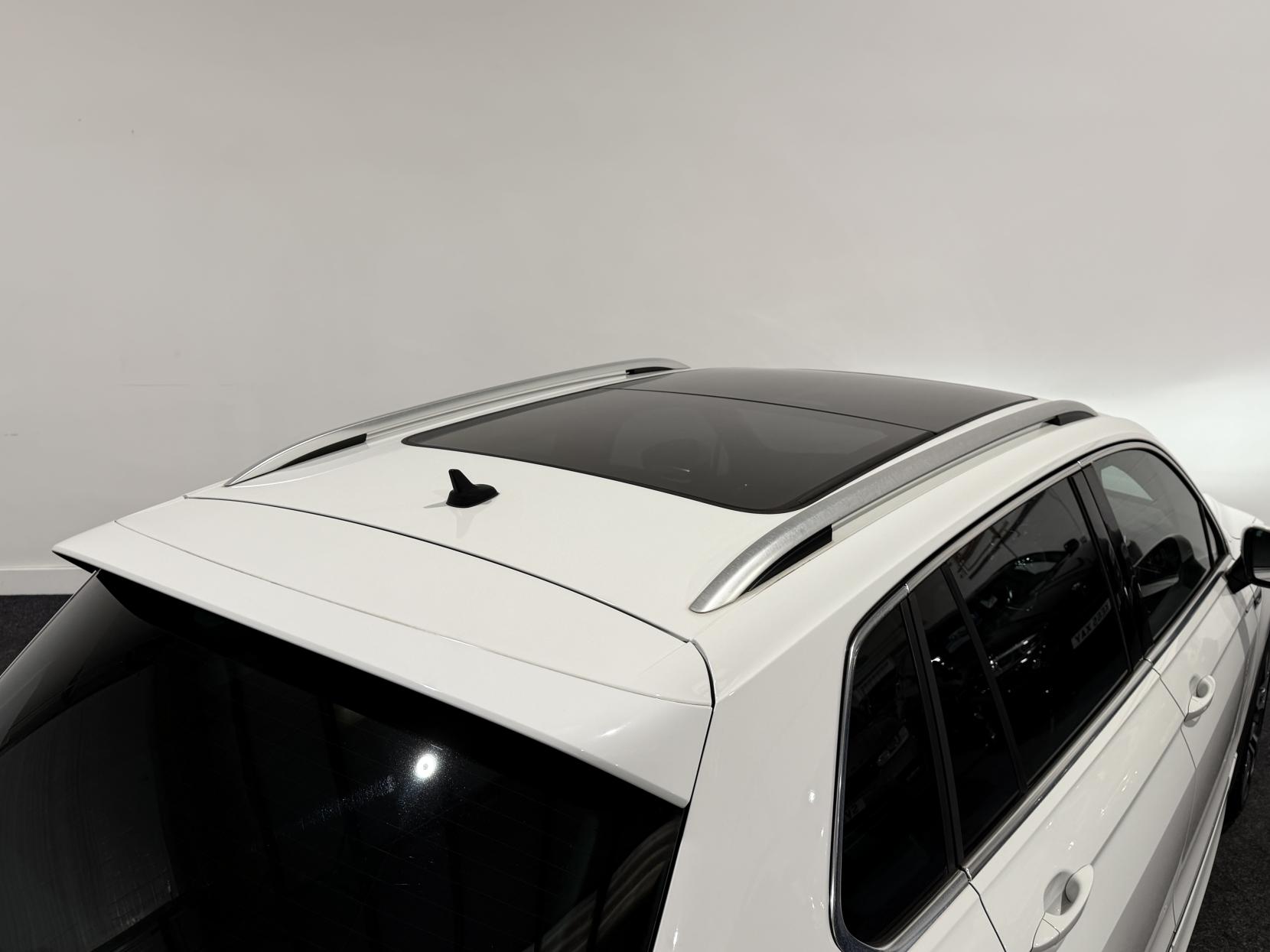 Volkswagen Tiguan 2.0 TDI R-Line SUV 5dr Diesel DSG 4Motion Euro 6 (s/s) (150 ps)