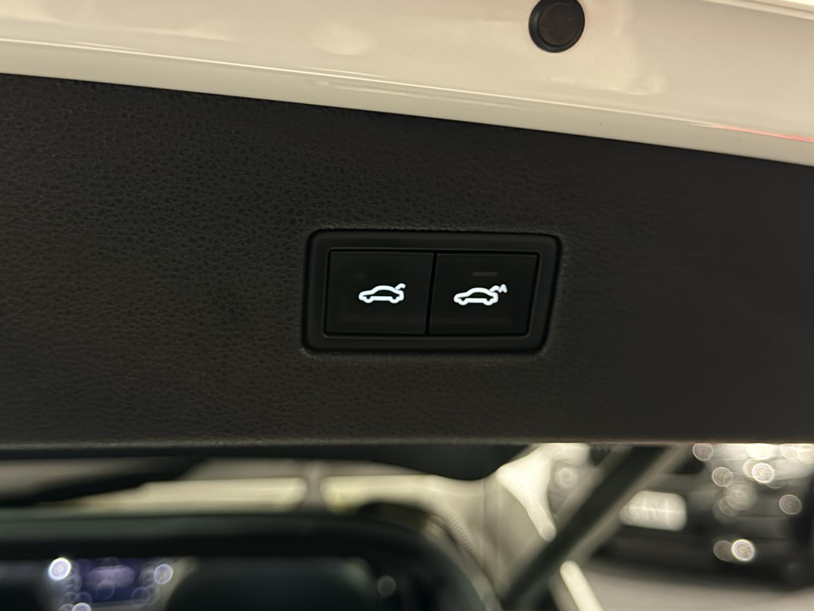 Volkswagen Tiguan 2.0 TDI R-Line SUV 5dr Diesel DSG 4Motion Euro 6 (s/s) (150 ps)