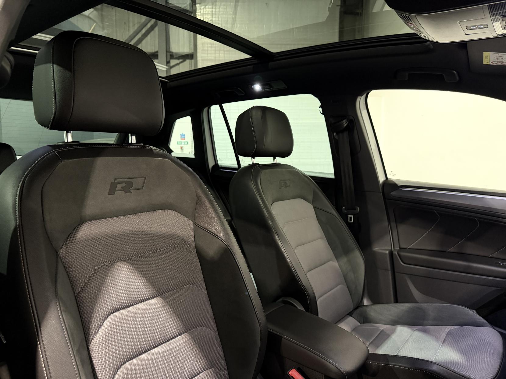 Volkswagen Tiguan 2.0 TDI R-Line SUV 5dr Diesel DSG 4Motion Euro 6 (s/s) (150 ps)