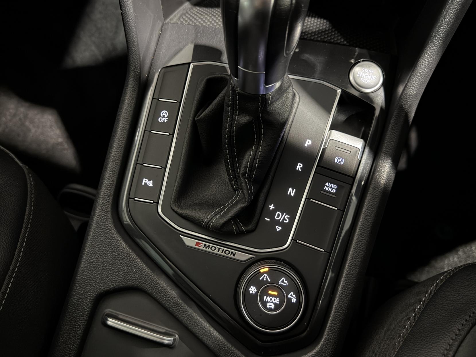 Volkswagen Tiguan 2.0 TDI R-Line SUV 5dr Diesel DSG 4Motion Euro 6 (s/s) (150 ps)