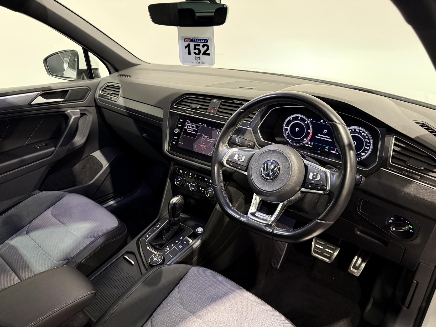 Volkswagen Tiguan 2.0 TDI R-Line SUV 5dr Diesel DSG 4Motion Euro 6 (s/s) (150 ps)