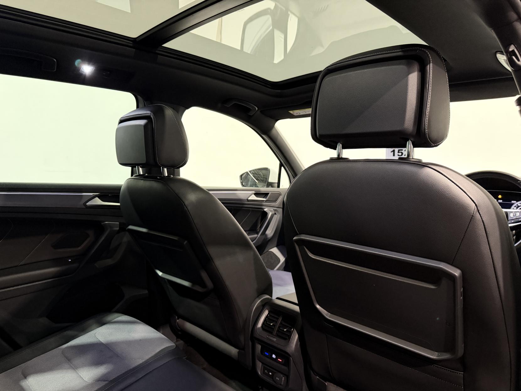 Volkswagen Tiguan 2.0 TDI R-Line SUV 5dr Diesel DSG 4Motion Euro 6 (s/s) (150 ps)