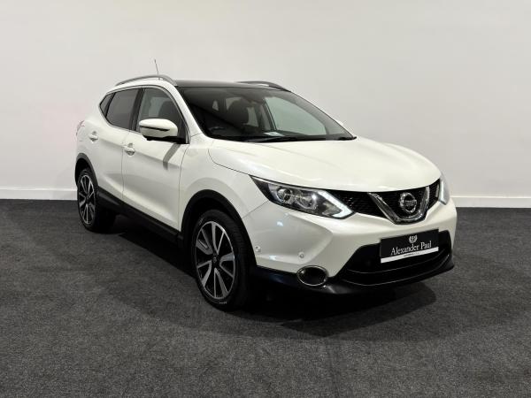 Nissan Qashqai 1.6 dCi Tekna SUV 5dr Diesel Manual 4WD Euro 6 (s/s) (130 ps)