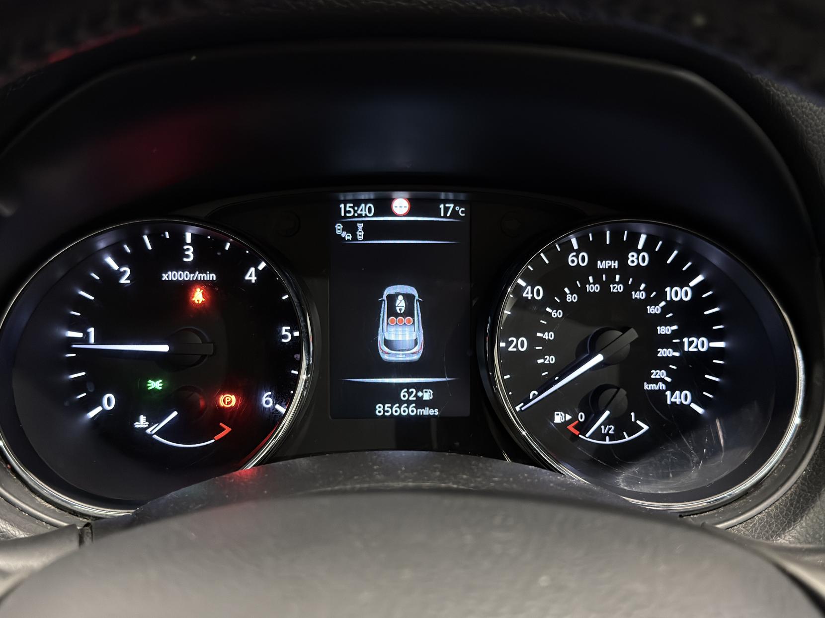 Nissan Qashqai 1.6 dCi Tekna SUV 5dr Diesel Manual 4WD Euro 6 (s/s) (130 ps)