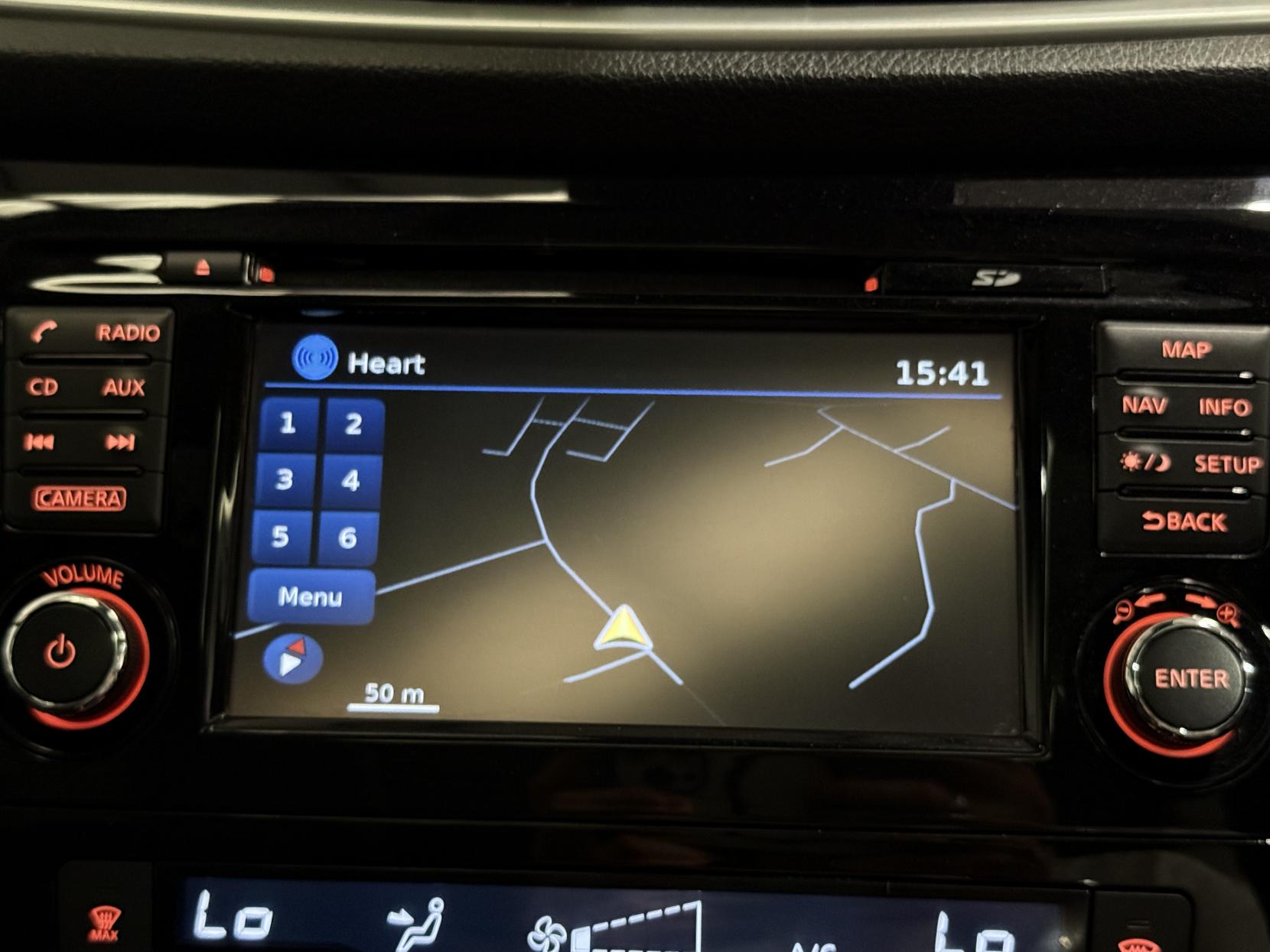 Nissan Qashqai 1.6 dCi Tekna SUV 5dr Diesel Manual 4WD Euro 6 (s/s) (130 ps)