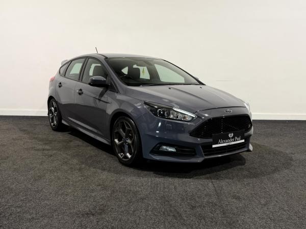 Ford Focus 2.0T EcoBoost ST-3 Hatchback 5dr Petrol Manual Euro 6 (s/s) (250 ps)