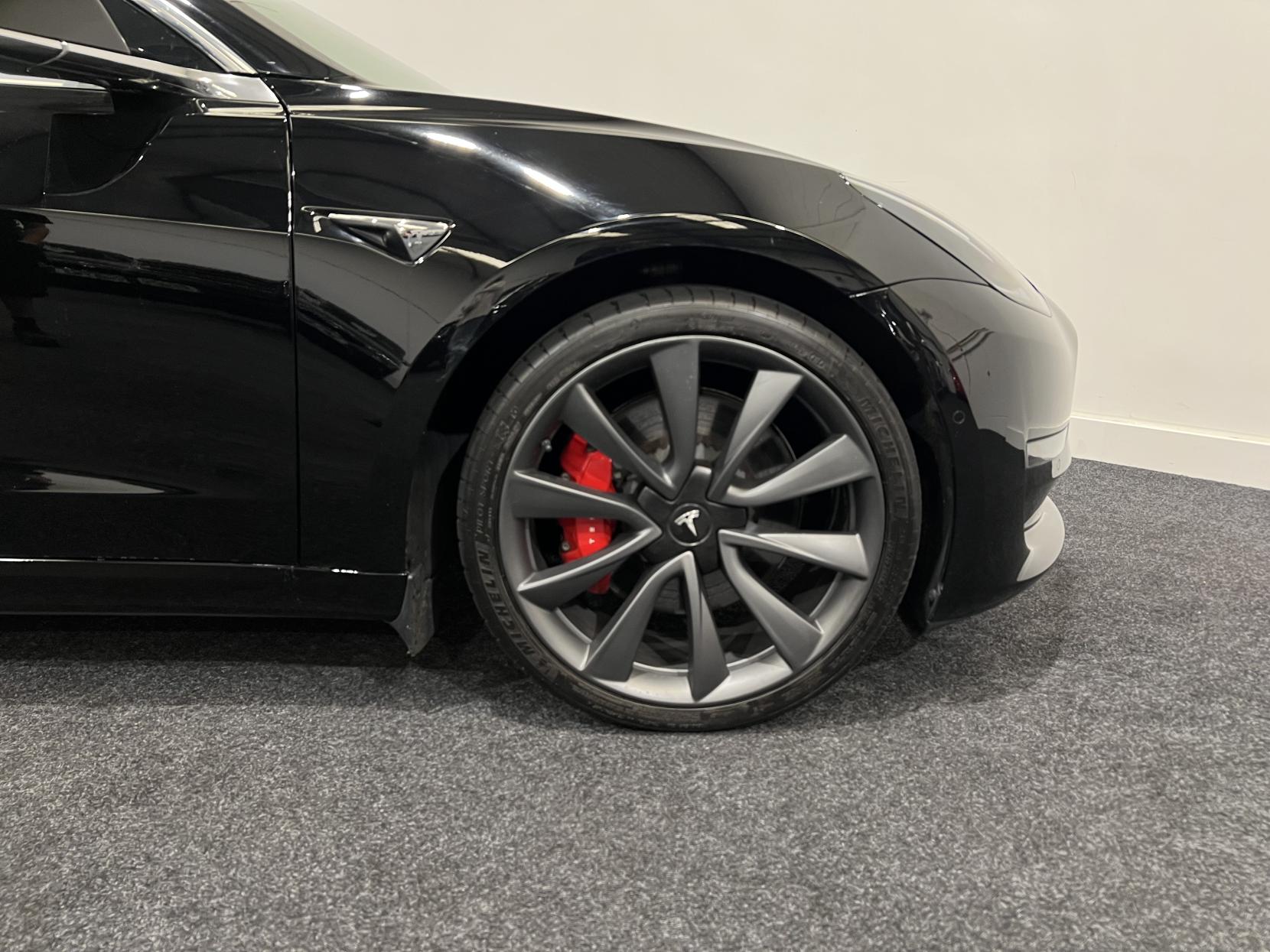Tesla Model 3 (Dual Motor) Performance Saloon 4dr Electric Auto 4WDE (Performance Upgrade) (449 bhp)