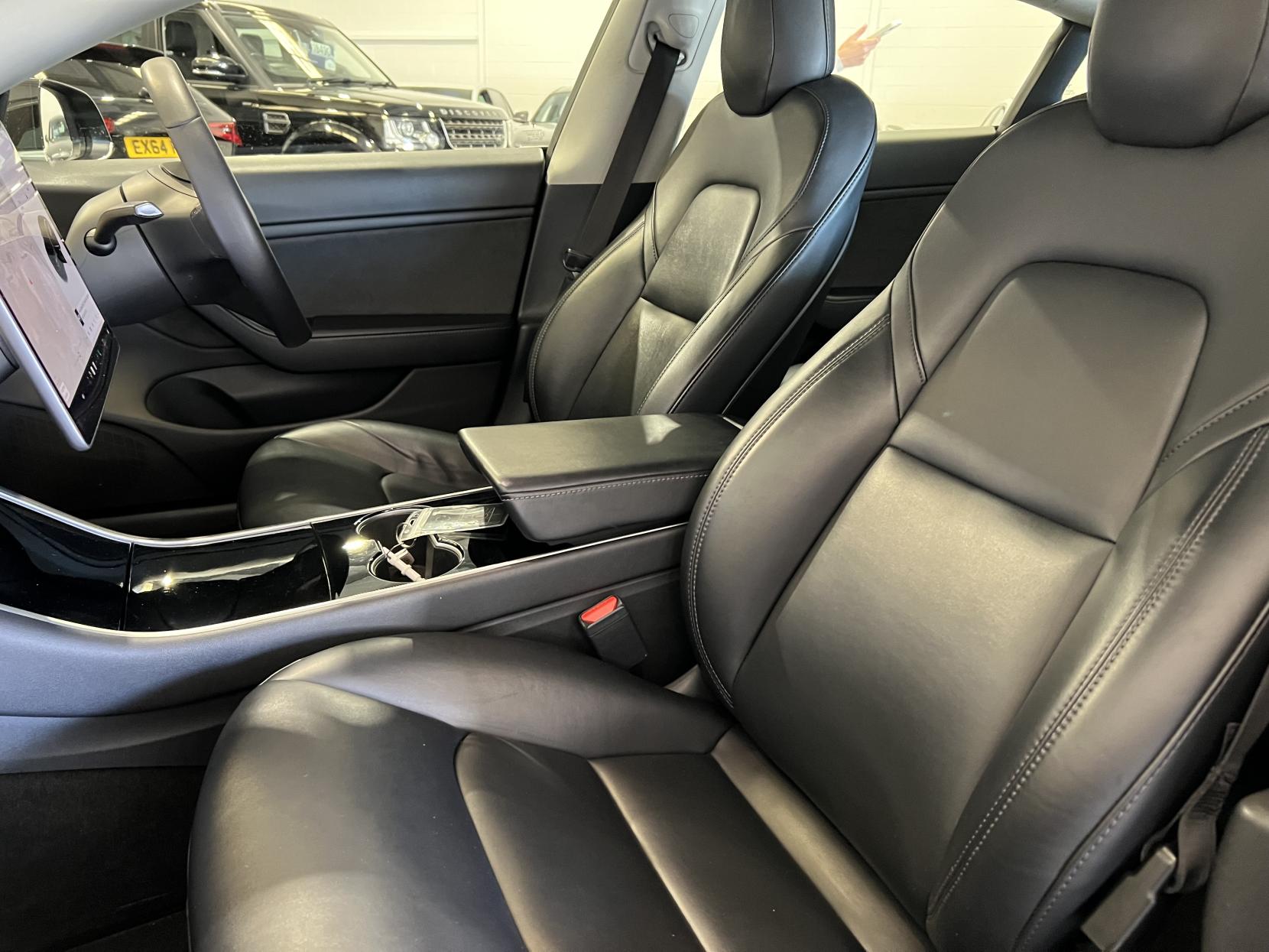 Tesla Model 3 (Dual Motor) Performance Saloon 4dr Electric Auto 4WDE (Performance Upgrade) (449 bhp)