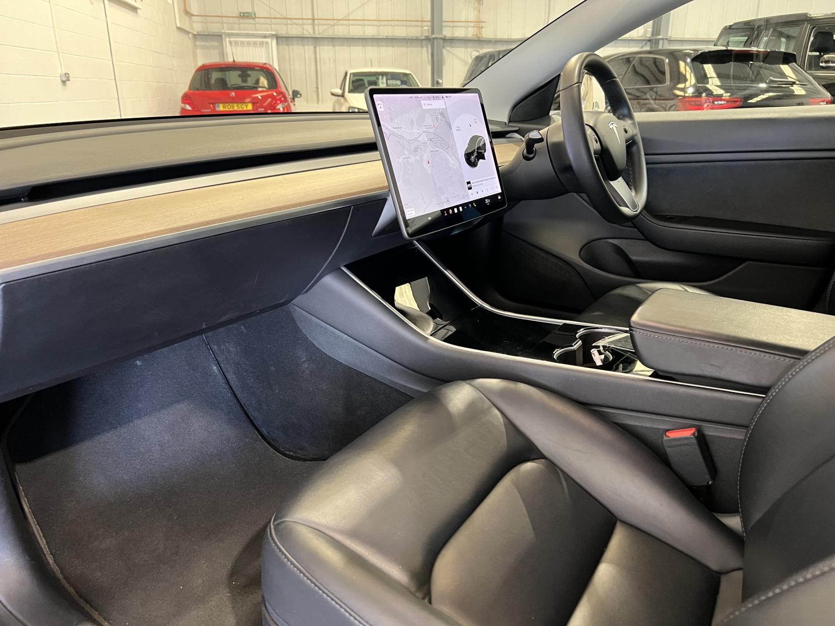 Tesla Model 3 (Dual Motor) Performance Saloon 4dr Electric Auto 4WDE (Performance Upgrade) (449 bhp)