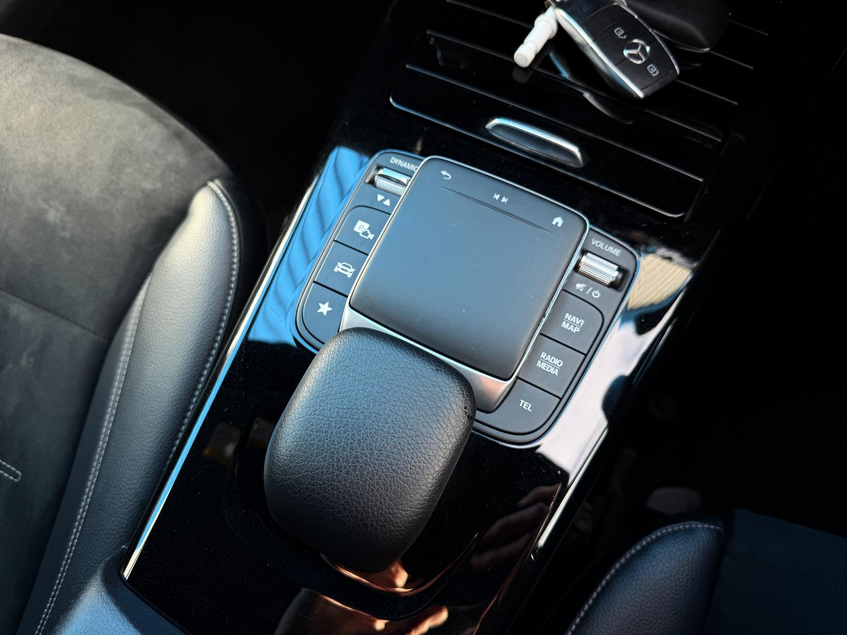 Mercedes-Benz A Class 2.0 A180d AMG Line Edition (Executive) Hatchback 5dr Diesel 8G-DCT Euro 6 (s/s) (116 ps)