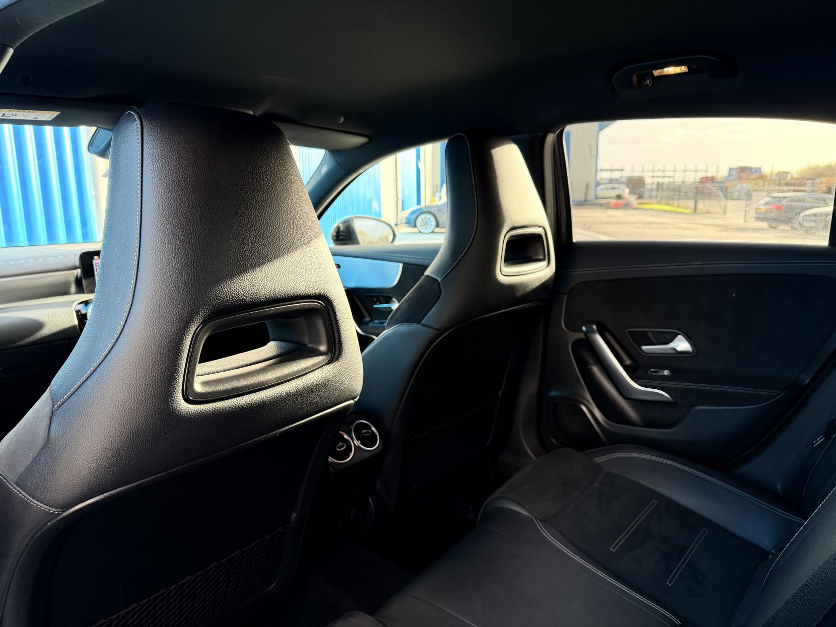 Mercedes-Benz A Class 2.0 A180d AMG Line Edition (Executive) Hatchback 5dr Diesel 8G-DCT Euro 6 (s/s) (116 ps)