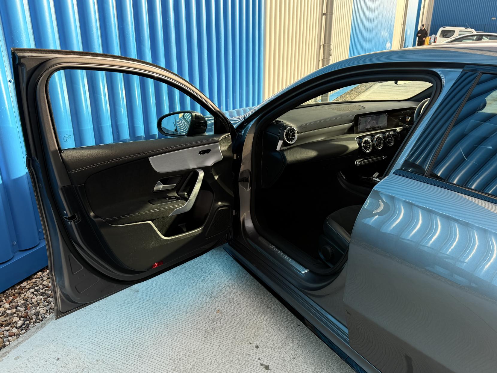 Mercedes-Benz A Class 2.0 A180d AMG Line Edition (Executive) Hatchback 5dr Diesel 8G-DCT Euro 6 (s/s) (116 ps)