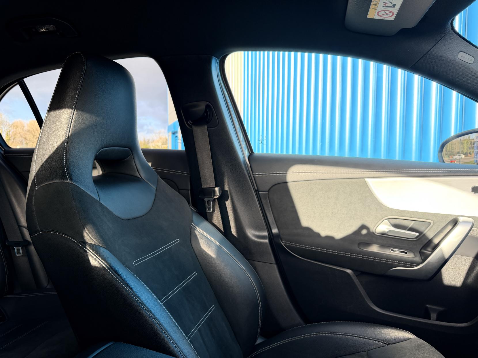 Mercedes-Benz A Class 2.0 A180d AMG Line Edition (Executive) Hatchback 5dr Diesel 8G-DCT Euro 6 (s/s) (116 ps)