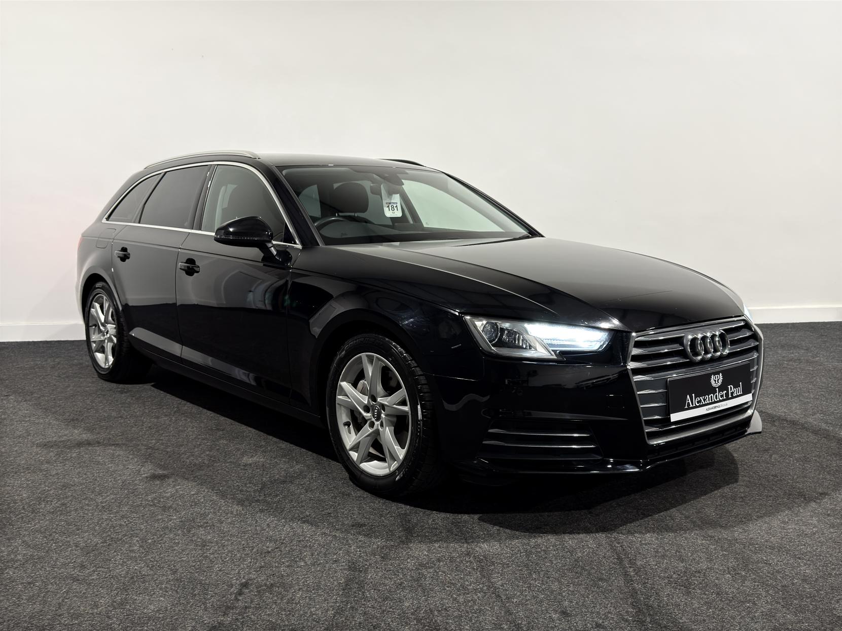 Audi A4 Avant 2.0 TDI ultra Sport Estate 5dr Diesel S Tronic Euro 6 (s/s) (190 ps)