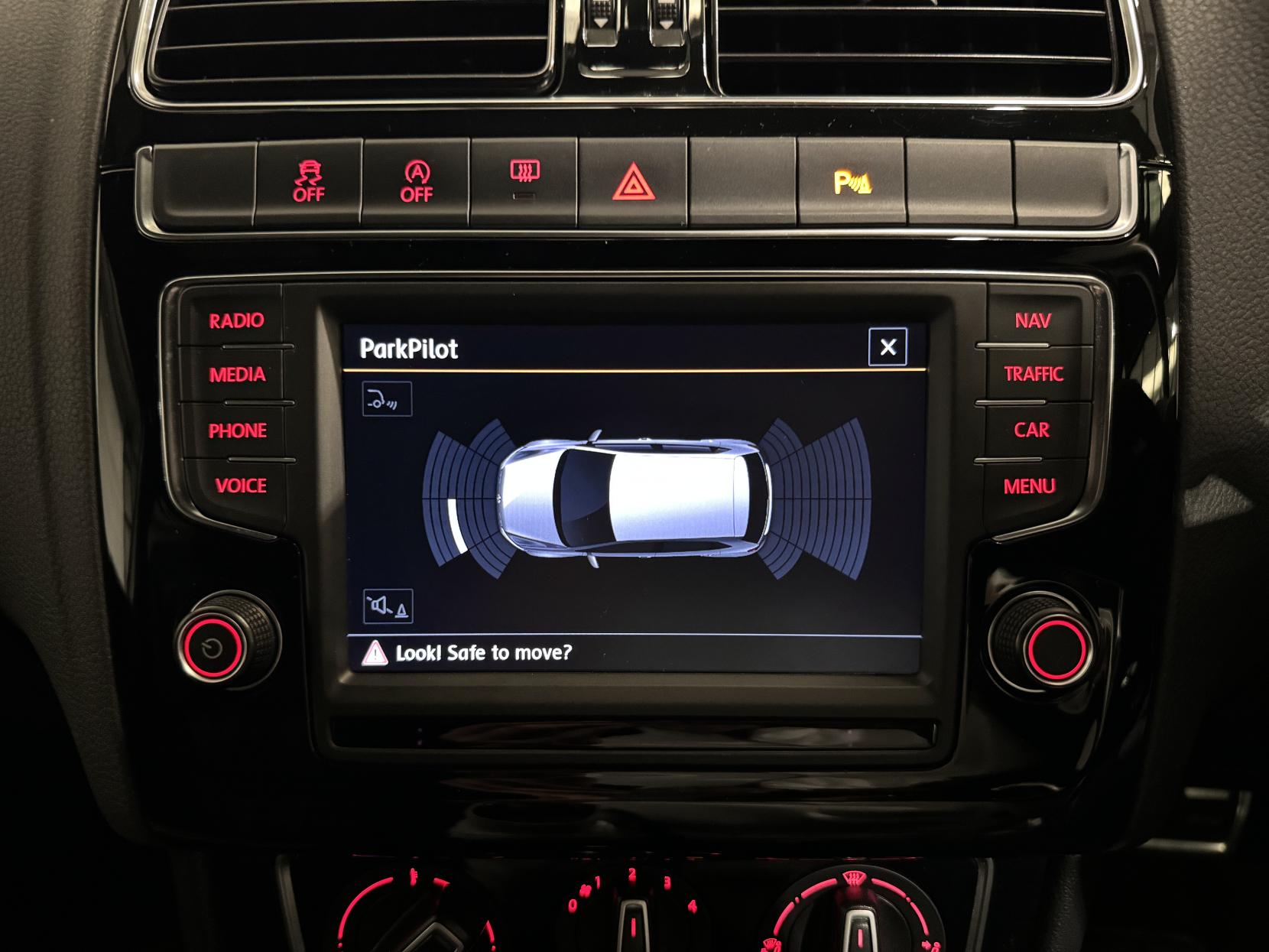 Volkswagen Polo 1.8 TSI BlueMotion Tech GTI Hatchback 5dr Petrol DSG Euro 6 (s/s) (192 ps)