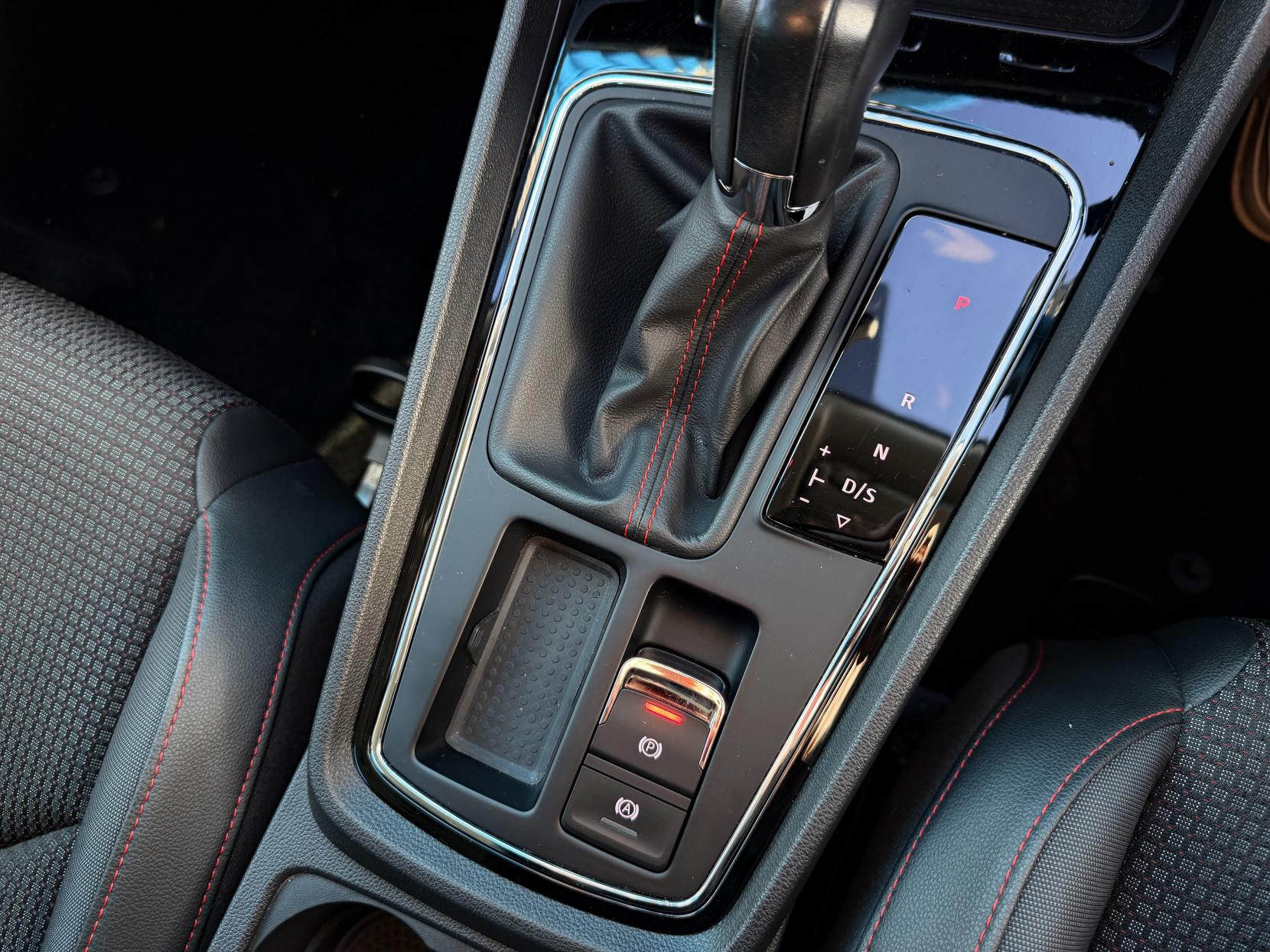 SEAT Leon 2.0 TSI FR Hatchback 5dr Petrol DSG Euro 6 (s/s) (190 ps)