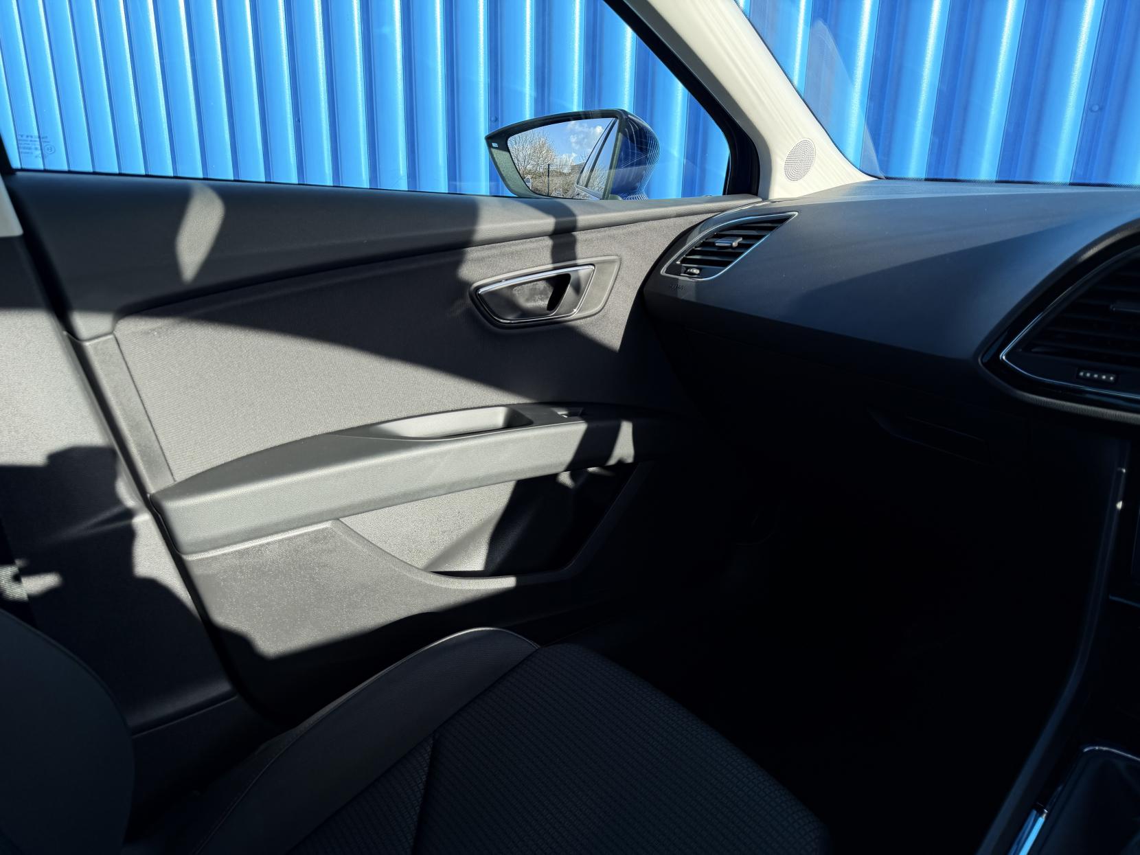 SEAT Leon 2.0 TSI FR Hatchback 5dr Petrol DSG Euro 6 (s/s) (190 ps)