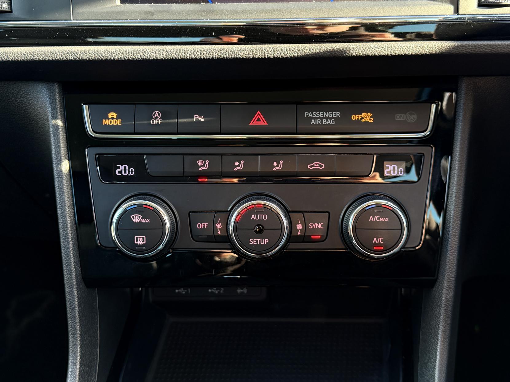 SEAT Leon 2.0 TSI FR Hatchback 5dr Petrol DSG Euro 6 (s/s) (190 ps)