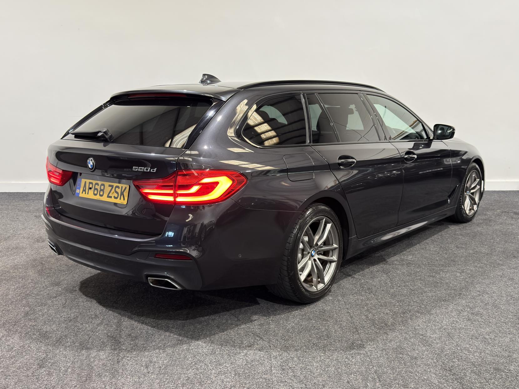 BMW 5 Series 2.0 520d M Sport Touring 5dr Diesel Auto Euro 6 (s/s) (190 ps)