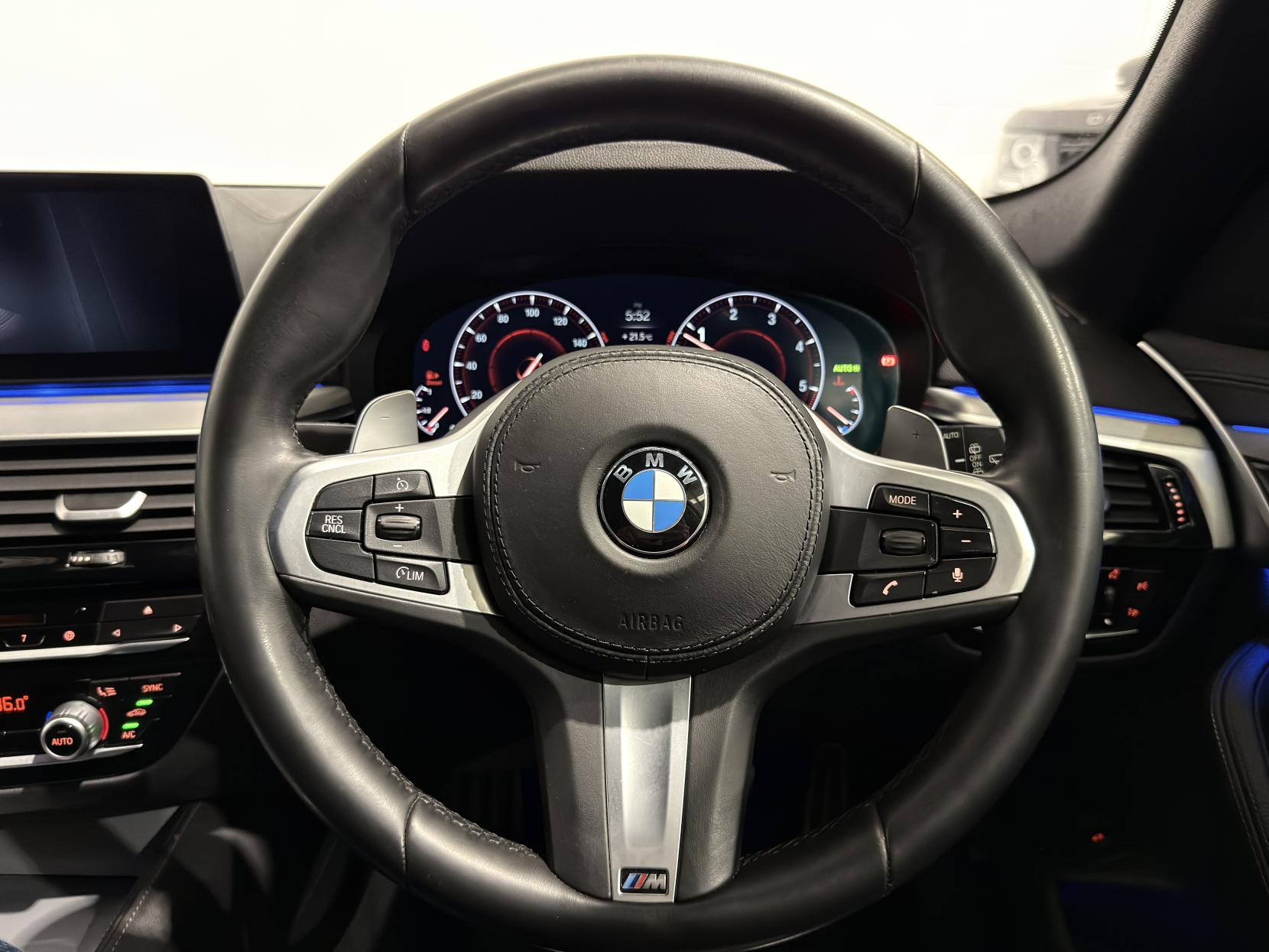 BMW 5 Series 2.0 520d M Sport Touring 5dr Diesel Auto Euro 6 (s/s) (190 ps)