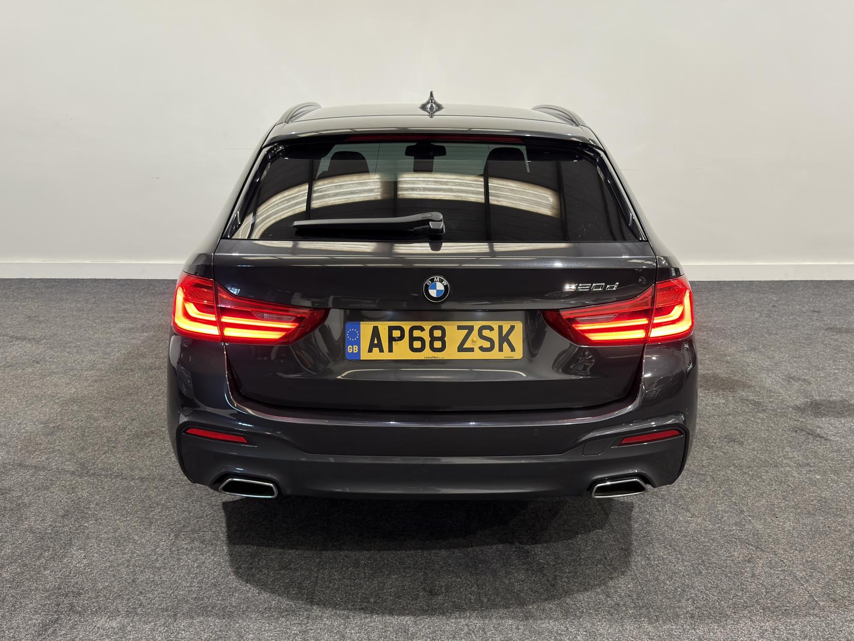 BMW 5 Series 2.0 520d M Sport Touring 5dr Diesel Auto Euro 6 (s/s) (190 ps)