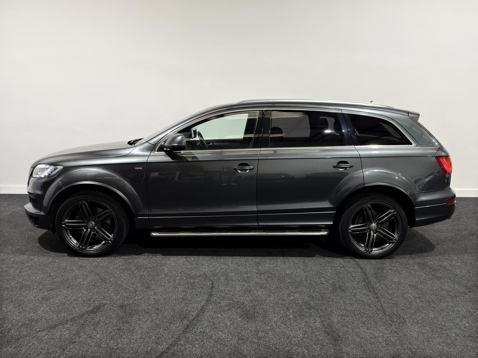 Audi Q7 3.0 TDI V6 S line Plus SUV 5dr Diesel Tiptronic quattro Euro 5 (s/s) (245 ps)