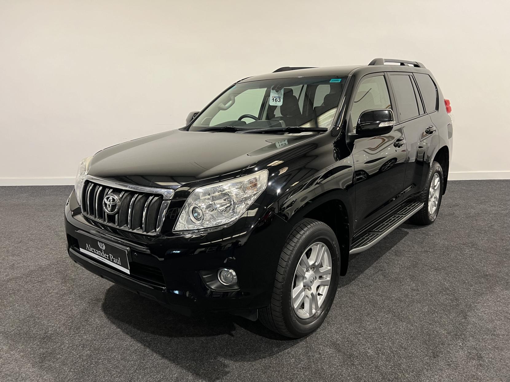 Toyota Land Cruiser 3.0 D-4D LC4 SUV 5dr Diesel Auto 4WD Euro 5 (190 ps)