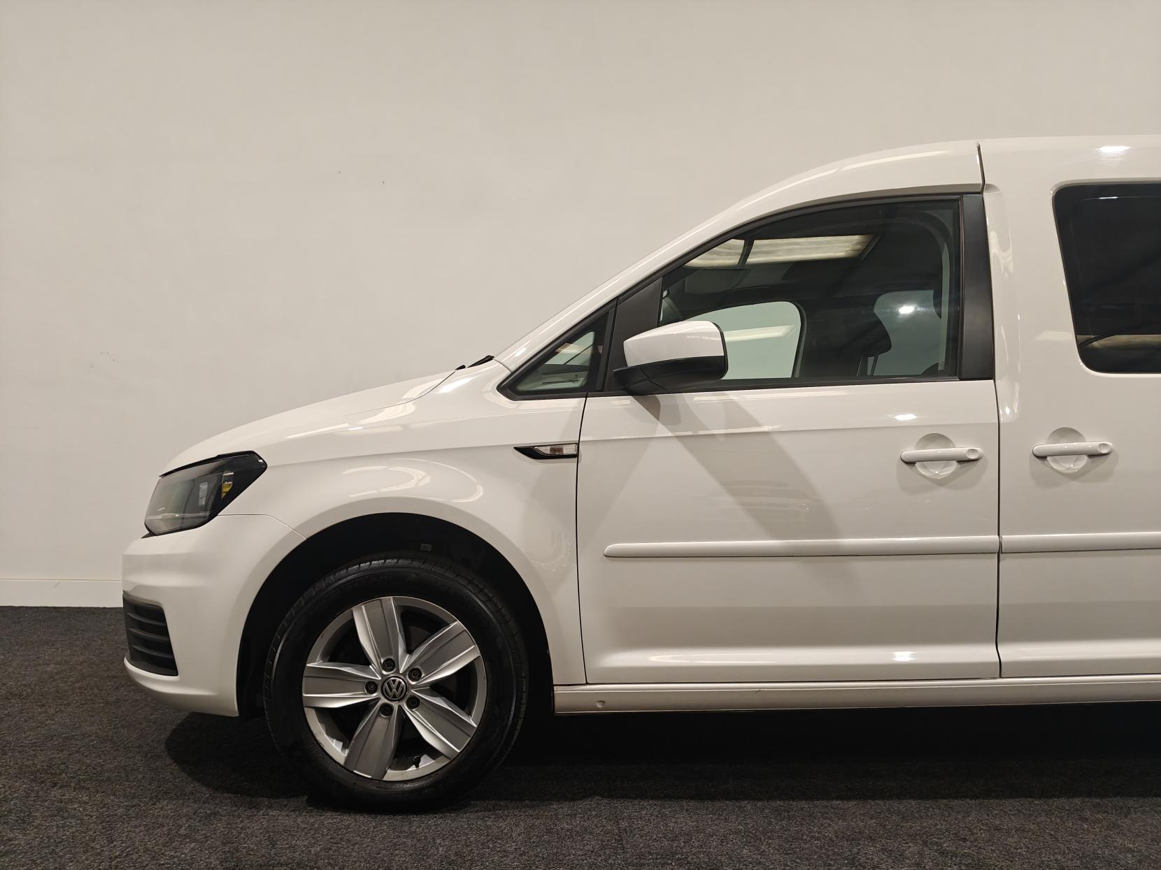 Volkswagen Caddy Maxi 2.0 TDI C20 Crew Van Double Cab 5dr Diesel Manual LWB Euro 6 (s/s) (102 ps)