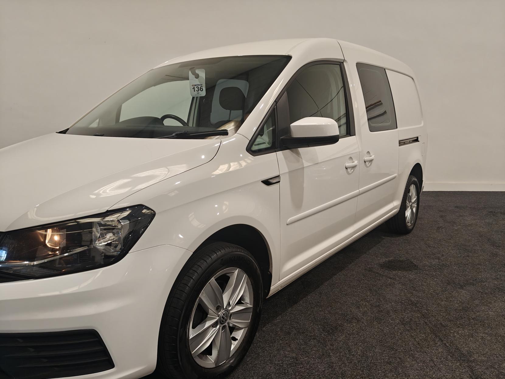Volkswagen Caddy Maxi 2.0 TDI C20 Crew Van Double Cab 5dr Diesel Manual LWB Euro 6 (s/s) (102 ps)