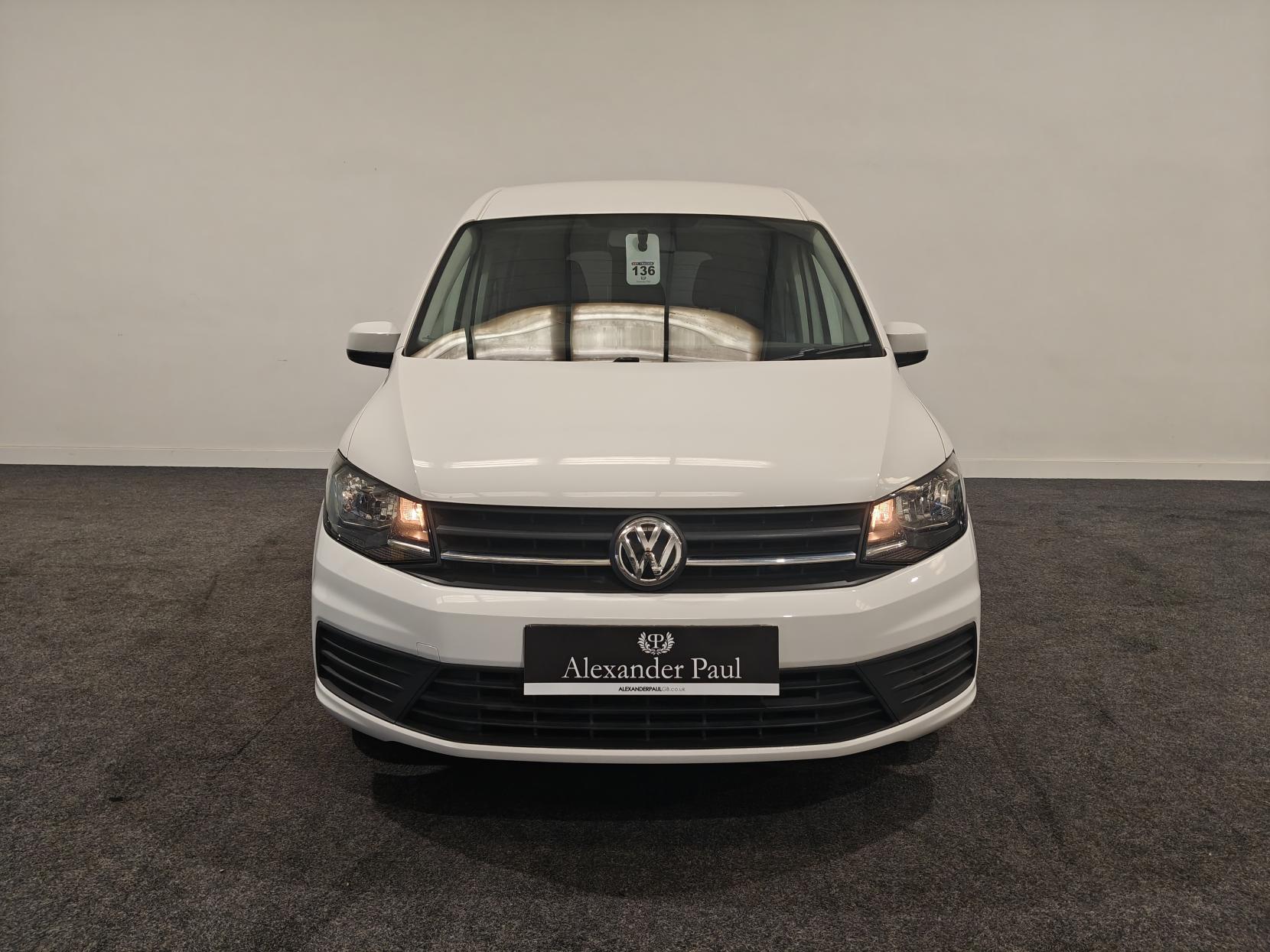 Volkswagen Caddy Maxi 2.0 TDI C20 Crew Van Double Cab 5dr Diesel Manual LWB Euro 6 (s/s) (102 ps)