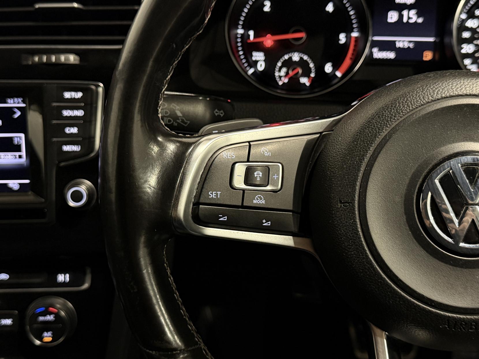 Volkswagen Golf 2.0 TDI BlueMotion Tech GTD Hatchback 3dr Diesel DSG Euro 6 (s/s) (184 ps)