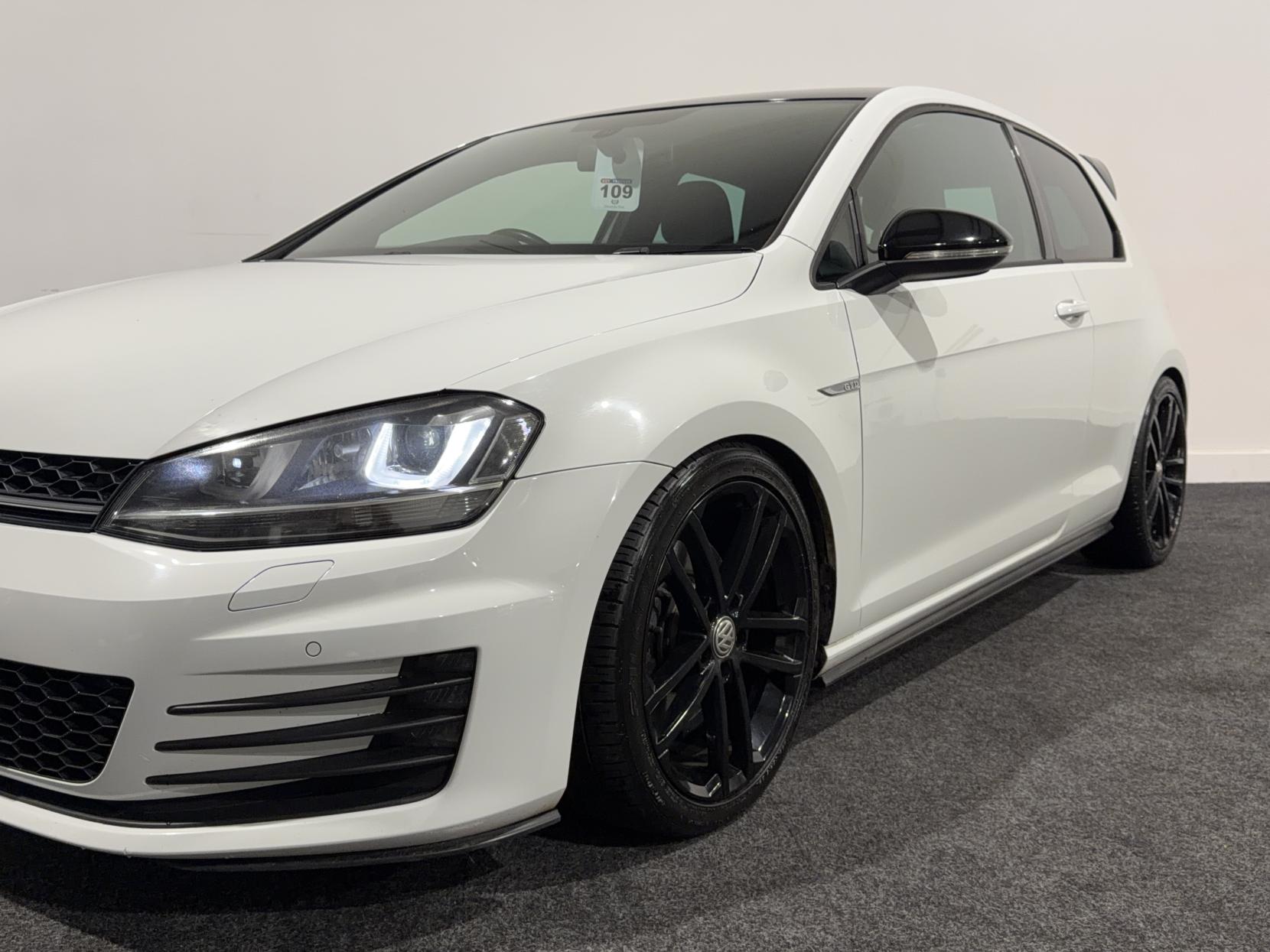 Volkswagen Golf 2.0 TDI BlueMotion Tech GTD Hatchback 3dr Diesel DSG Euro 6 (s/s) (184 ps)