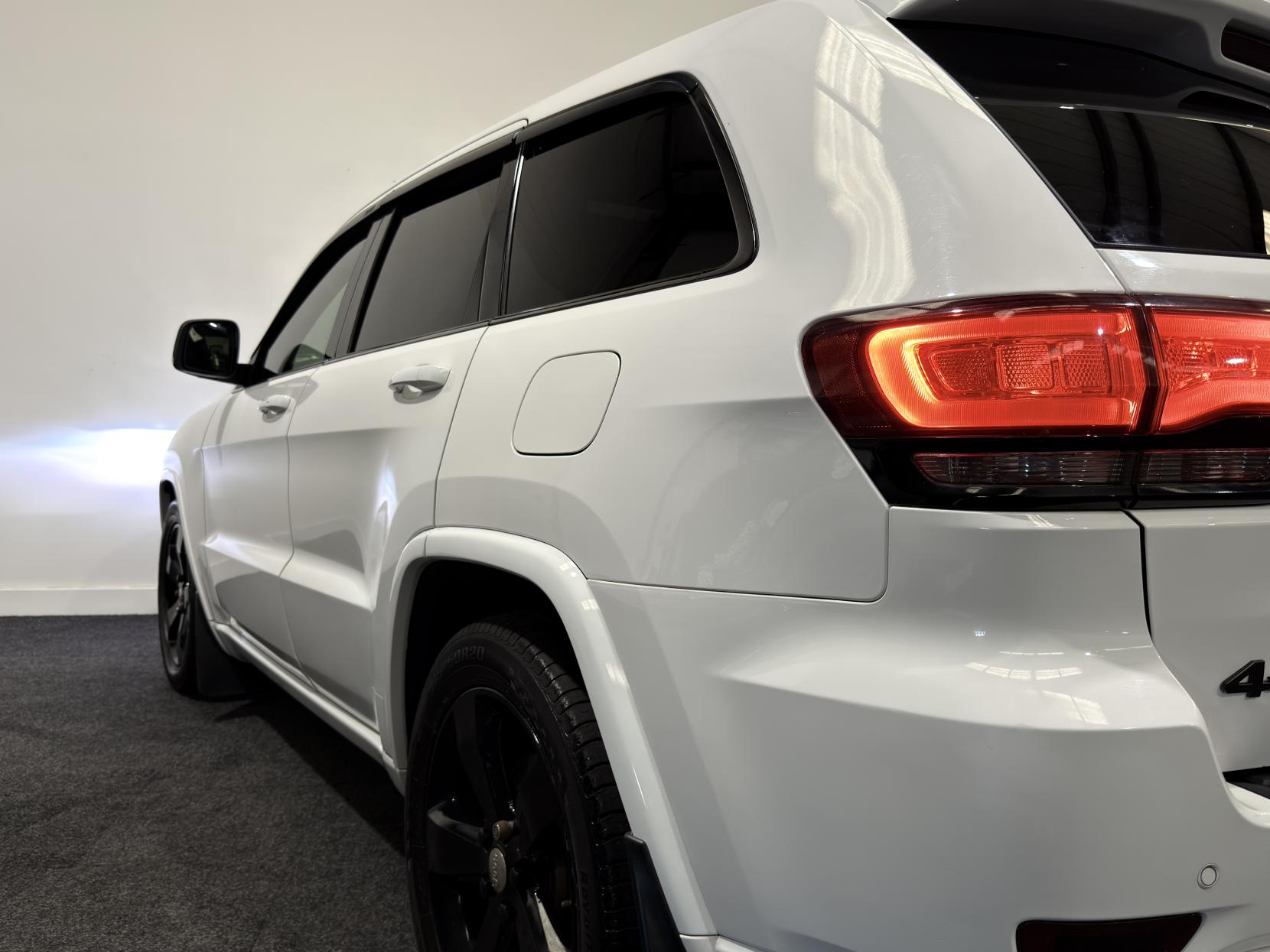 Jeep Grand Cherokee 3.0 V6 CRD Overland SUV 5dr Diesel Auto 4WD Euro 6 (247 bhp)