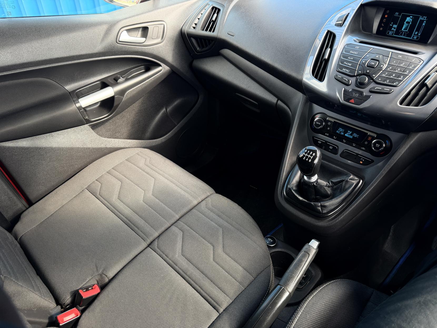 Ford Transit Connect 1.6 TDCi 200 Limited Panel Van 4dr Diesel Manual L1 H1 (124 g/km, 113 bhp)