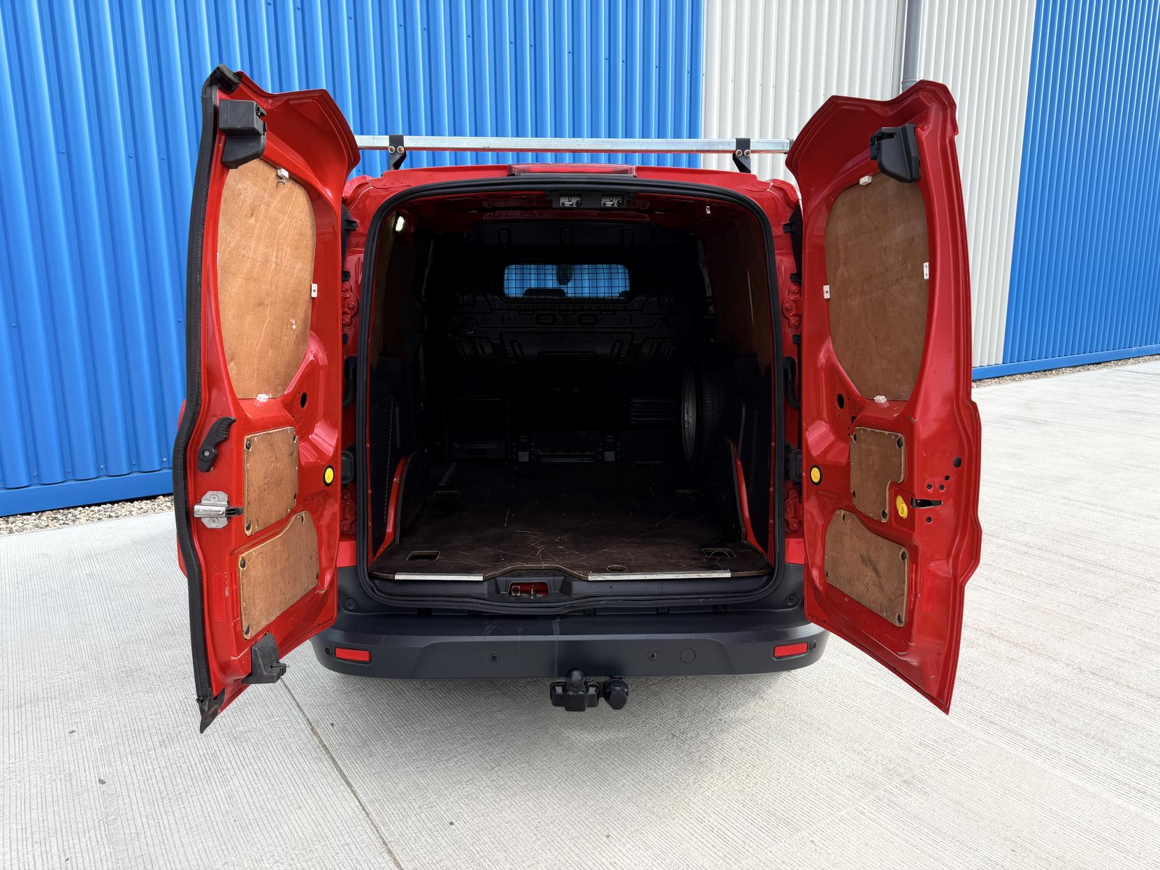 Ford Transit Connect 1.6 TDCi 200 Limited Panel Van 4dr Diesel Manual L1 H1 (124 g/km, 113 bhp)