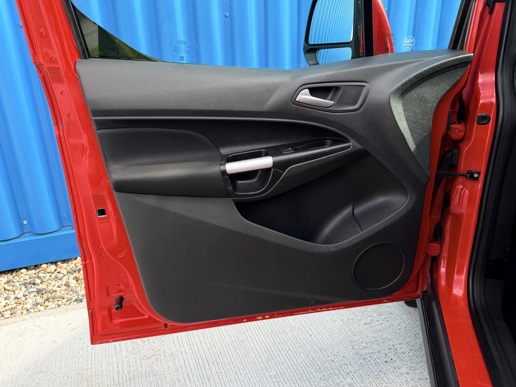 Ford Transit Connect 1.6 TDCi 200 Limited Panel Van 4dr Diesel Manual L1 H1 (124 g/km, 113 bhp)